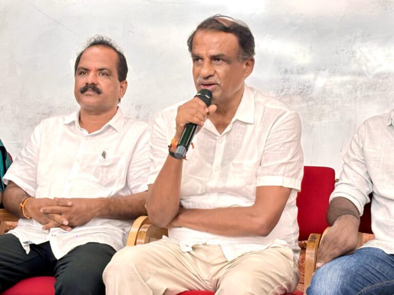 ” ಹೊಂಬೆಳಕು” ಕಾರ್ಯಕ್ರಮದ ಟಿ- ಶರ್ಟ್ ಬಿಡುಗಡೆ!