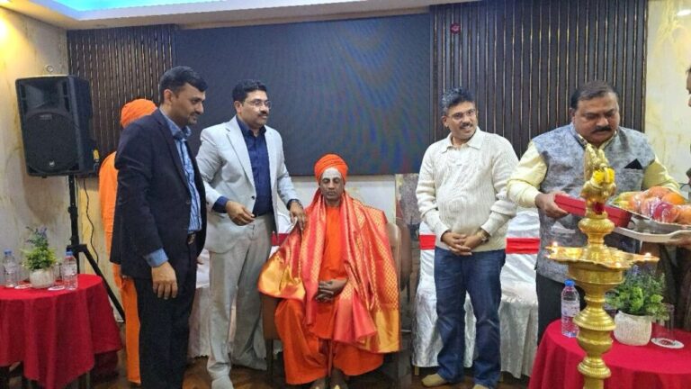 ಯು.ಎ.ಇ. ವೀರಶೈವ ಲಿಂಗಾಯತ ಸಮಾಜ ದುಬೈ ವತಿಯಿಂದ ಗುರುವಂದನಾ ಕಾರ್ಯಕ್ರಮ