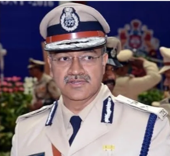 ಬೆಂಗಳೂರು ಪೊಲೀಸ್ ಆಯುಕ್ತರಾಗಿ ಹಿರಿಯ ಐಪಿಎಸ್ ಅಧಿಕಾರಿ ಸೀಮಂತ್ ಕುಮಾರ್ ಸಿಂಗ್ ನೇಮಕ