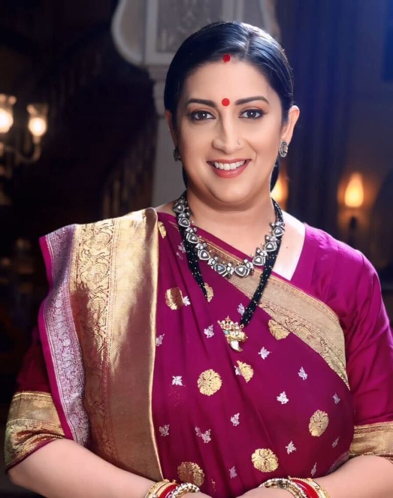 “ಮಾಜಿ ಕೇಂದ್ರ ಸಚಿವೆ ಸ್ಮೃತಿ ಇರಾನಿ” 15 ವರ್ಷಗಳ ನಂತರ ಟಿವಿ ಸೀರಿಯಲ್ ಗೆ ಪುನರಾಗಮನ : ಕ್ಯುಂಕಿ ಸಾಸ್ ಭಿ ಕಭಿ ಬಹು ಥಿ -2, ಫಸ್ಟ್ ಲುಕ್ ಔಟ್