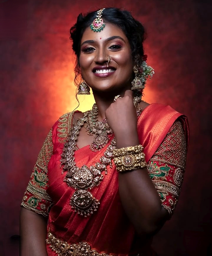 ಕಪ್ಪುವರ್ಣದ ಮಾಡೆಲ್ “ಮಿಸ್ ಪುದುಚೇರಿ ಪ್ರಶಸ್ತಿ ವಿಜೇತೆ ಸ್ಯಾನ್ ರಾಚೆಲ್ “ತನ್ನ 26 ನೇ ವಯಸ್ಸಿನಲ್ಲಿ ಆತ್ಮಹತ್ಯೆ .