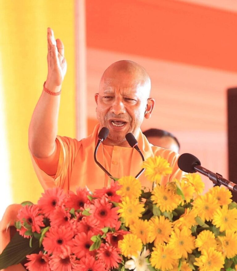 ಉ.ಪ್ರದೇಶ ಯೋಗಿ ಸರ್ಕಾರದಲ್ಲಿ ರೌಡಿಗಳ ಅಟ್ಟಹಾಸಕ್ಕೆ ಕಡಿವಾಣ : ಸುಮಾರು 15,000 ಕಾರ್ಯಾಚರಣೆ, 30,694 ಕ್ಕೂ ಹೆಚ್ಚು ಅಪರಾಧಿಗಳ ಬಂಧನ, 238 ಎನ್ಕೌಂಟರ್