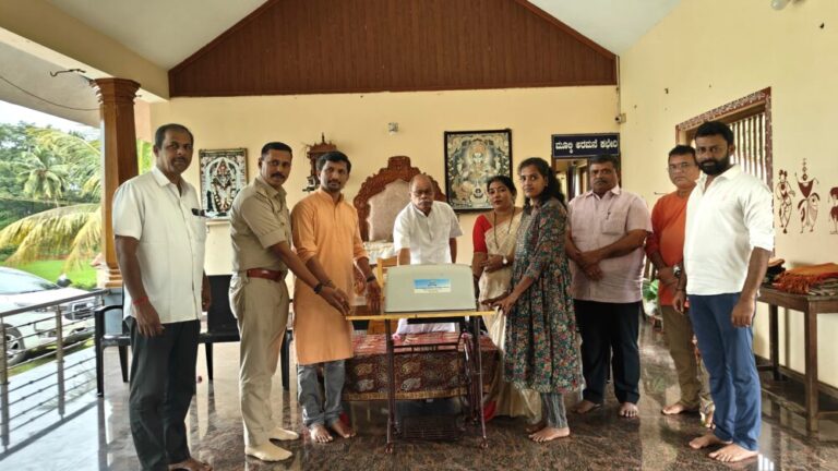 ಮುಲ್ಕಿ ಅರಮನೆ ಚಾರಿಟೇಬಲ್ ಟ್ರಸ್ಟ್ ವತಿಯಿಂದ ಫಲಾನುಭವಿಗಳಿಗೆ ಸಹಾಯಹಸ್ತ ಕಾರ್ಯಕ್ರಮ.