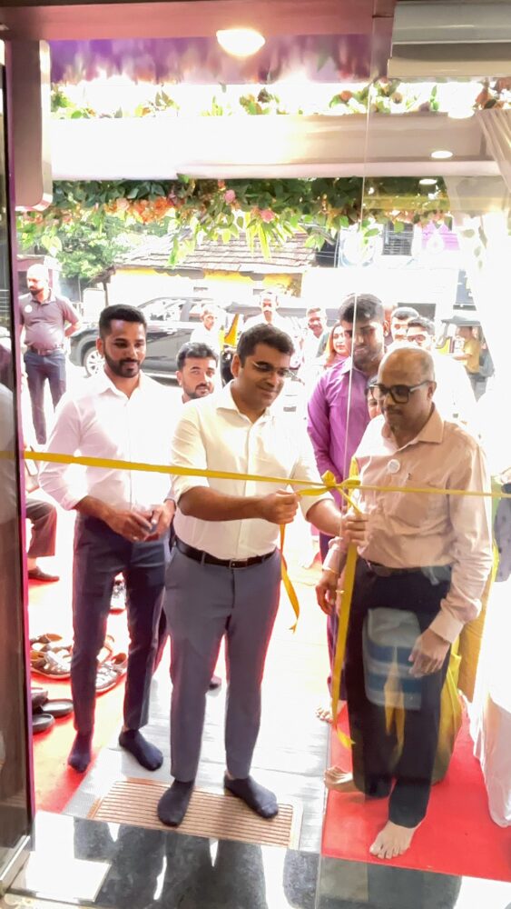ಮಂಗಳೂರಿಗೂ ಉದ್ಯಮ ವಿಸ್ತರಿಸಿದ ರೆಸ್ಟೊಲೆಕ್ಸ್, ನೋವಾ ಸ್ಲೀಪ್ ಕಂಫರ್ಟ್ಸ್ ಸಹಭಾಗಿತ್ವದಲ್ಲಿ ನೂತನ ಮಳಿಗೆ ಶುಭಾರಂಭ