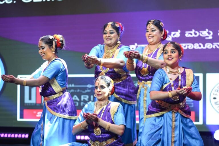 ದುಬೈನಲ್ಲಿ ಅದ್ದೂರಿಯಾಗಿ ಜರುಗಿದ ” ಅಂತರರಾಷ್ಟ್ರೀಯ ಜಾನಪದ ಉತ್ಸವ 2025 “