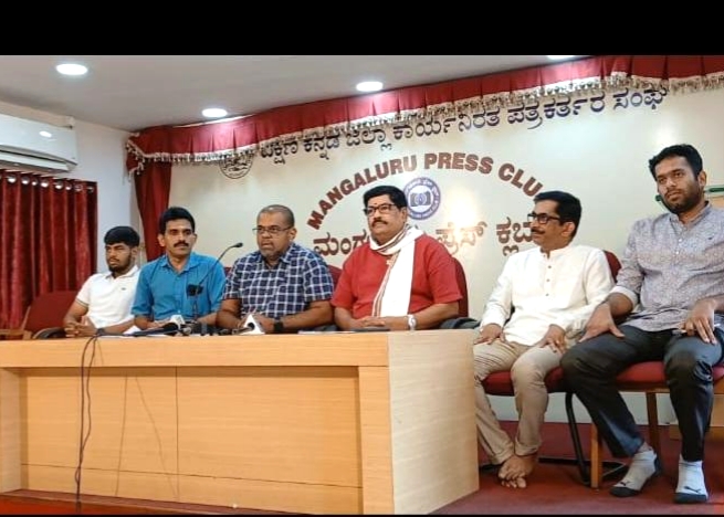 ಮೇ 11 ರಂದು ಬಡಗು ಶಬರಿಮಲೆ ಉಬ್ರಂಗಳ ಶ್ರೀ ಮಹಾದೇವ ಪಾರ್ವತಿ ಶ್ರೀ ಶಾಸ್ತಾರ ದೇವಸ್ಥಾನದಲ್ಲಿ ಹಿತ್ತಾಳೆ ಕವಚದ 18 ಮೆಟ್ಟಿಲುಗಳ ಲೋಕಾರ್ಪಣೆ