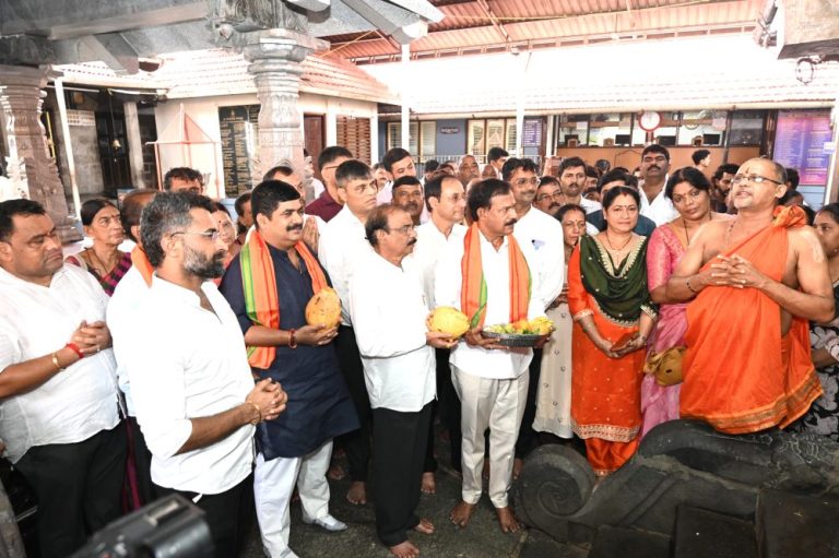 ಪ್ರಧಾನಿ ನರೇಂದ್ರ ಮೋದಿಯವರ 4,399 ದಿನಗಳ ಯಶಸ್ವಿ ಆಡಳಿತ ಪ್ರಯುಕ್ತ ಕದ್ರಿ ದೇವಸ್ಥಾನದಲ್ಲಿ ವಿಶೇಷ ಪೂಜೆ