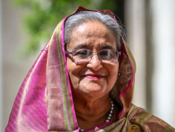 ಬಾಂಗ್ಲಾದೇಶದ ಮಾಜಿ ಪ್ರಧಾನಿ ಶೇಖ್ ಹಸೀನಾ ಅವರು ಈ ವರ್ಷವೇ ತಮ್ಮ ದೇಶಕ್ಕೆ ಮರಳುವುದಾಗಿ ಘೋಷಿಸಿದ್ದಾರೆ.