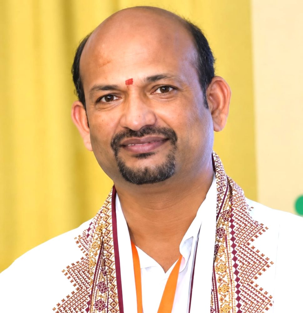 ಸಹಕಾರಿ ನಿರ್ವಹಣಾ ಡಿಪ್ಲೋಮಾದಲ್ಲಿ ‘ಎ’ ಶ್ರೇಣಿ ಪಡೆದ ನ್ಯಾಯವಾದಿ ಶ್ರೀಧರ ಪಿ.ಎಸ್