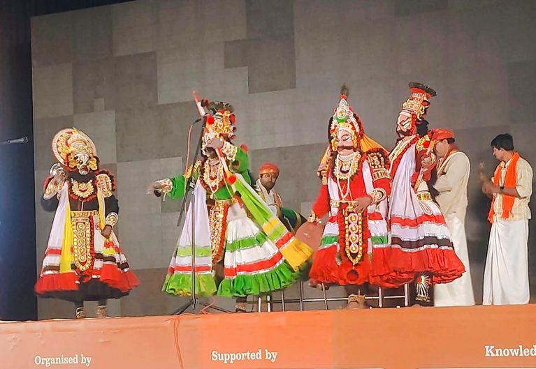 ಕೊಚ್ಚಿಯಲ್ಲಿ ಮೇಳೈಸಿದ ಯಕ್ಷಗಾನ ಪ್ರದರ್ಶನ