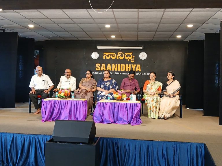 ಶಕ್ತಿನಗರದ ಸಾನಿಧ್ಯ ಸಮೂಹ ಸಂಸ್ಥೆಗಳ ವತಿಯಿಂದ ಗಾಂಧಿ ಜಯಂತಿ ಹಾಗೂ ಪೋಷಕರ–ಶಿಕ್ಷಕರ ಸಭೆ