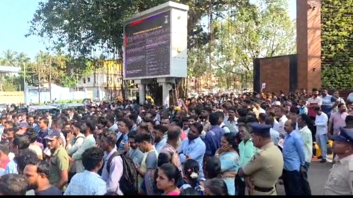 MRPL ಸ್ಫೋಟದ ಬಳಿಕ ಕಾರ್ಮಿಕರ ಆಕ್ರೋಶ: ಮೃತ ಮನೀಶ್ ಕರ್ಕಡ ಕುಟುಂಬಕ್ಕೆ ಪರಿಹಾರ, ಕಾರ್ಮಿಕರ ಸುರಕ್ಷತೆಗಾಗಿ ತೀವ್ರಗೊಂಡ ಪ್ರತಿಭಟನೆ
